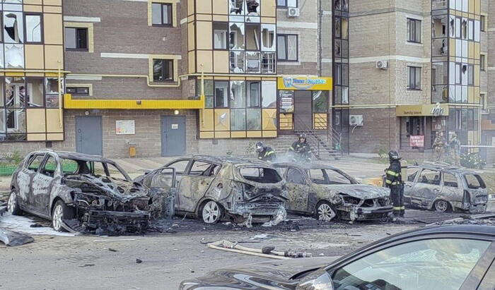 Auto civile colpita da ucraini a Belgorod, tre morti