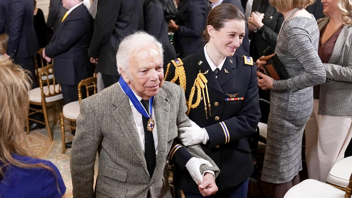 Ralph Lauren, 'la bellezza ha ispirato Valentino per decenni'