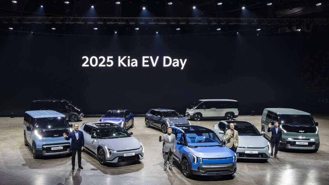 Kia svela la strategia elettrica nel segno della modularità