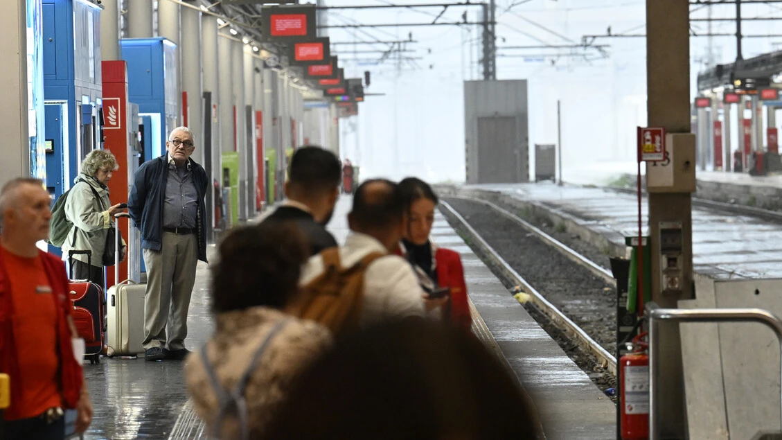Alta velocità Roma Napoli, per guasto ritardi e treni fermi