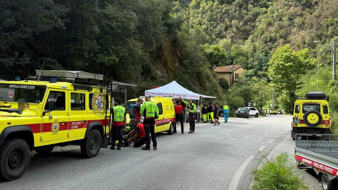 Uomo scomparso da giorni, ricerche sulle Alpi Apuane