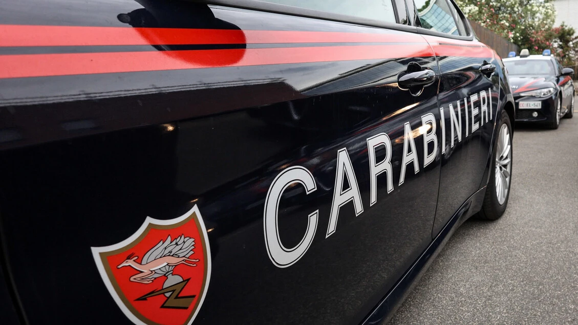 Una 12enne in vacanza in Puglia denuncia abusi da un 18enne