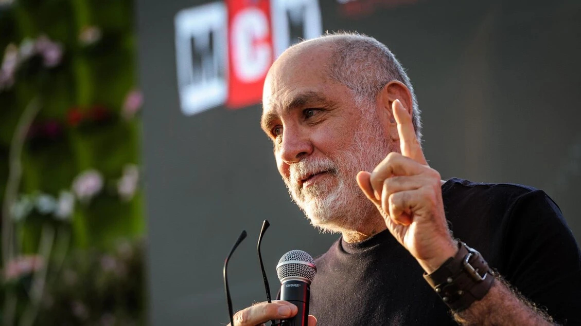 Guillermo Arriaga, l'ironia un bisturi per svelare le incoerenze