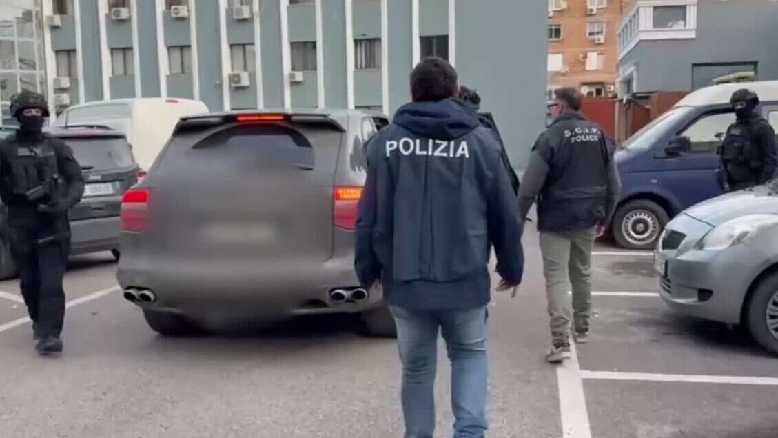 Latitanti da 26 anni dopo un omicidio, due arresti in Albania