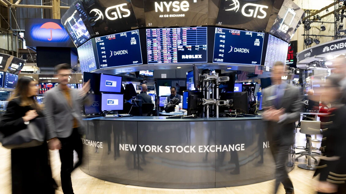 Wall Street apre in rialzo, Dj +0,09%, Nasdaq +0,18%