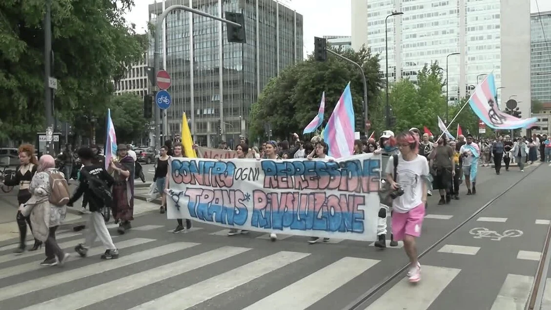 Milano, sfila il corteo del Trans Pride 2025