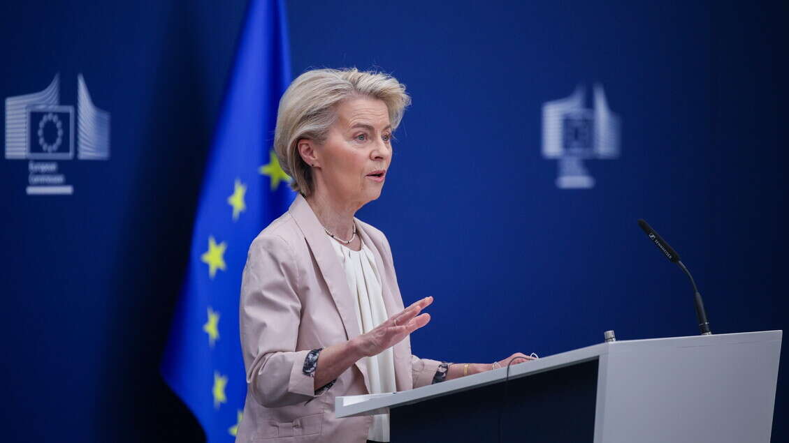 Von der Leyen, 3 anni anziché uno per target emissioni auto