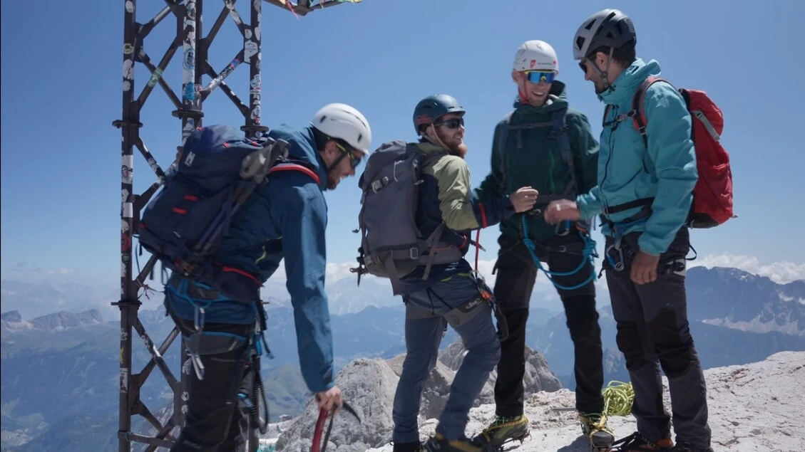 In Marmolada per ricordare le 11 vittime della tragedia del 2022