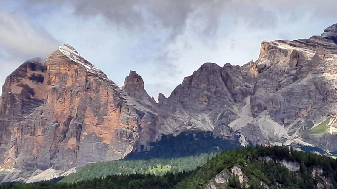 Escursionista sulla ferrata 'proibita', lo salva Soccorso Alpino