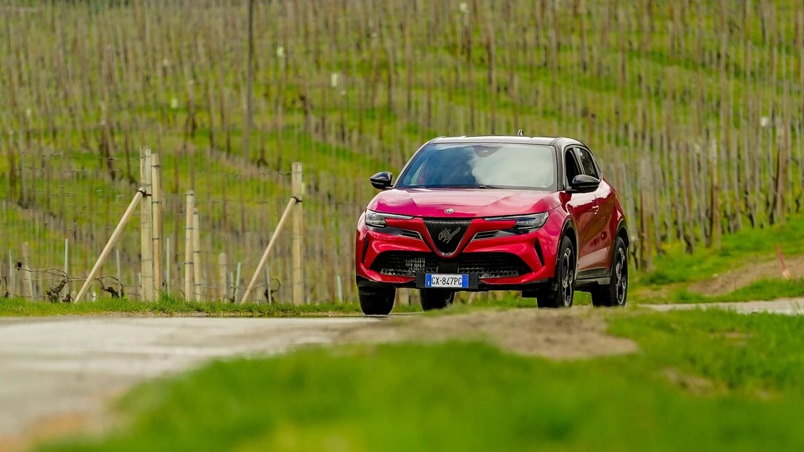 Alfa Romeo Junior Q4