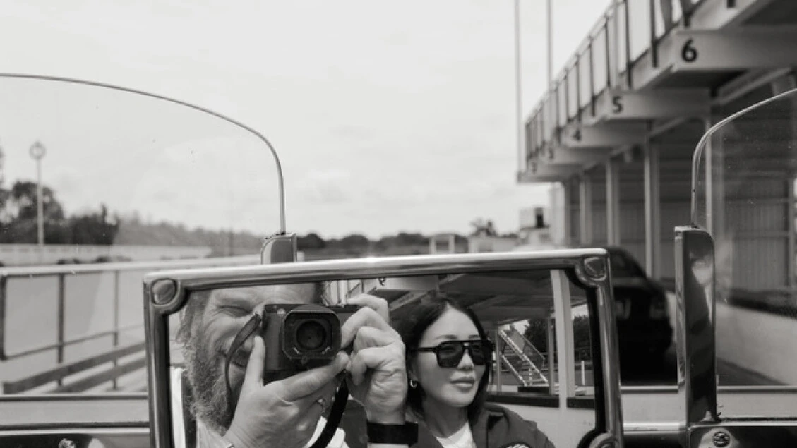 In Bentley Motors la designer Ikuzawa e fotografo Williams