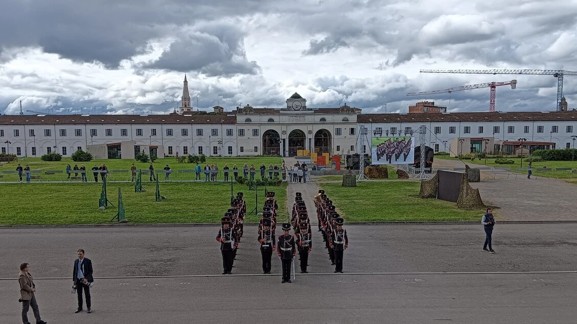 Mattarella a Modena, al via il Mak P 100 dell'Accademia militare