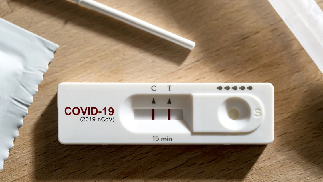 Covid ancora in aumento, 3.692 casi in 7 giorni e 21 decessi