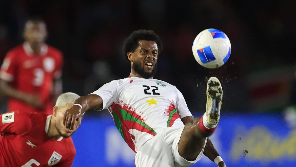 I tifosi di Panama li tengono svegli, il Suriname esce a ballare
