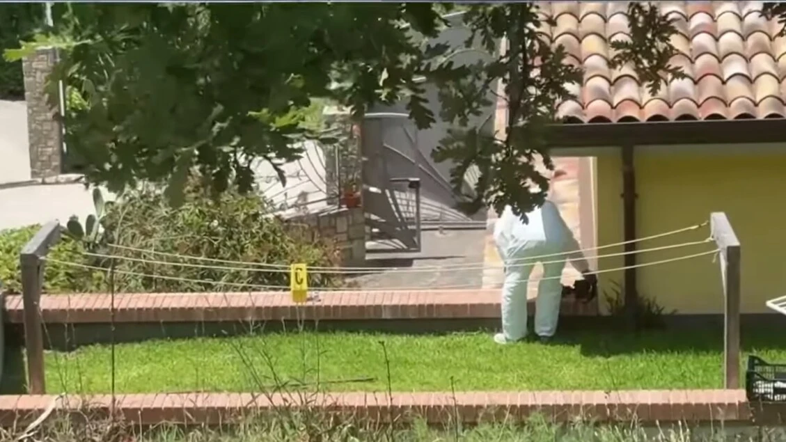 ++ Sorprende i ladri in casa e spara, uno è morto ++