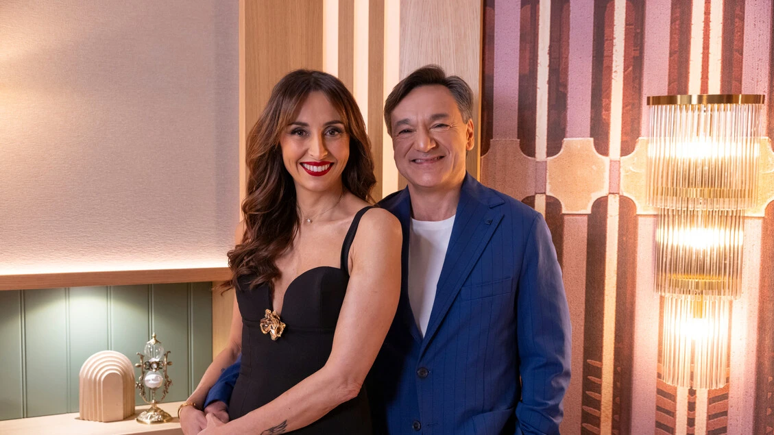 'L'amore è cieco: Italia', host Benedetta Parodi e Fabio Caressa