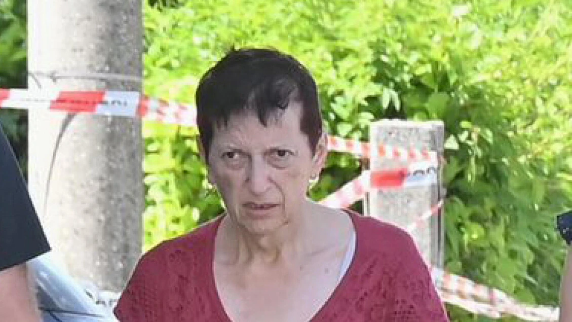 Ucciso e fatto a pezzi, Lorena conferma al pm la sua versione