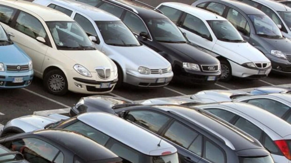 Aci, nel primo semestre ogni 100 auto nuove vendute 192 usate