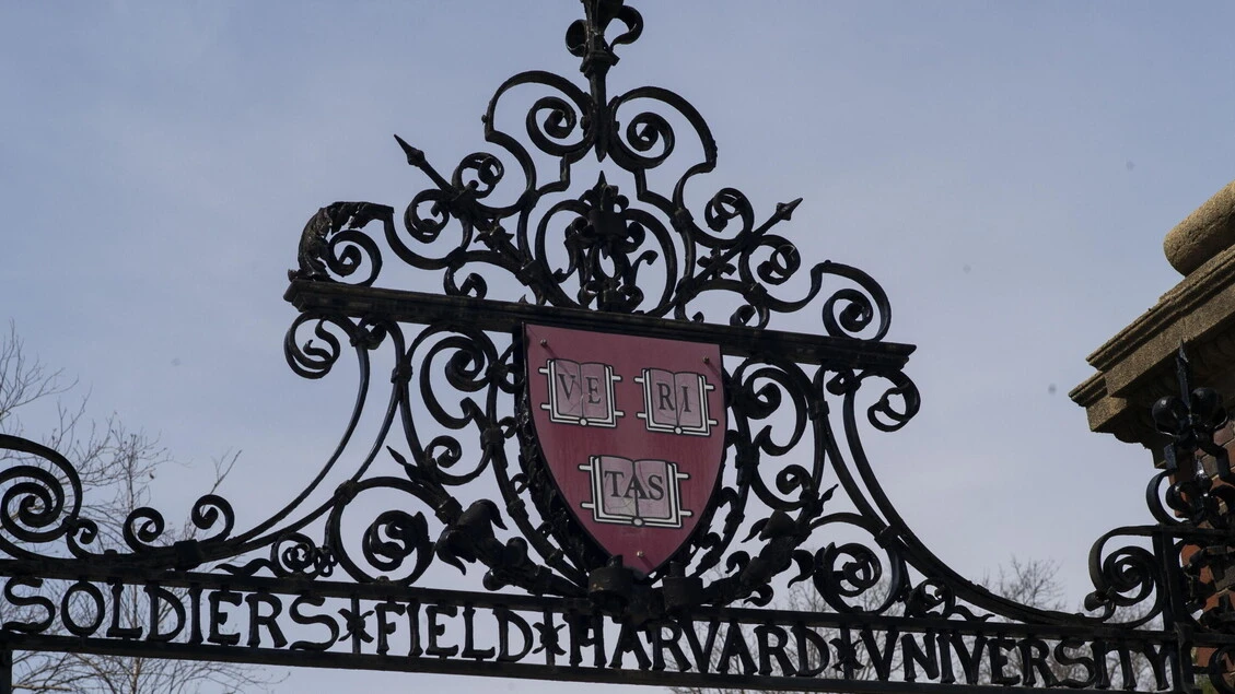 'Rubio avvia esame dei social di stranieri aspiranti a Harvard'
