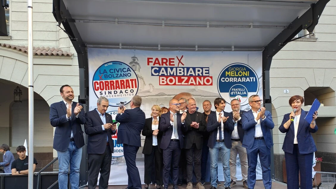 Centrodestra chiude campagna all'insegna dell'autonomia