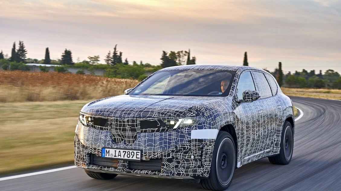 Nuova Bmw iX3, test finali prima dell'unveiling ufficiale