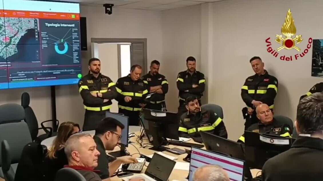 Campi Flegrei, Vigili del fuoco al lavoro per i controlli strutturali