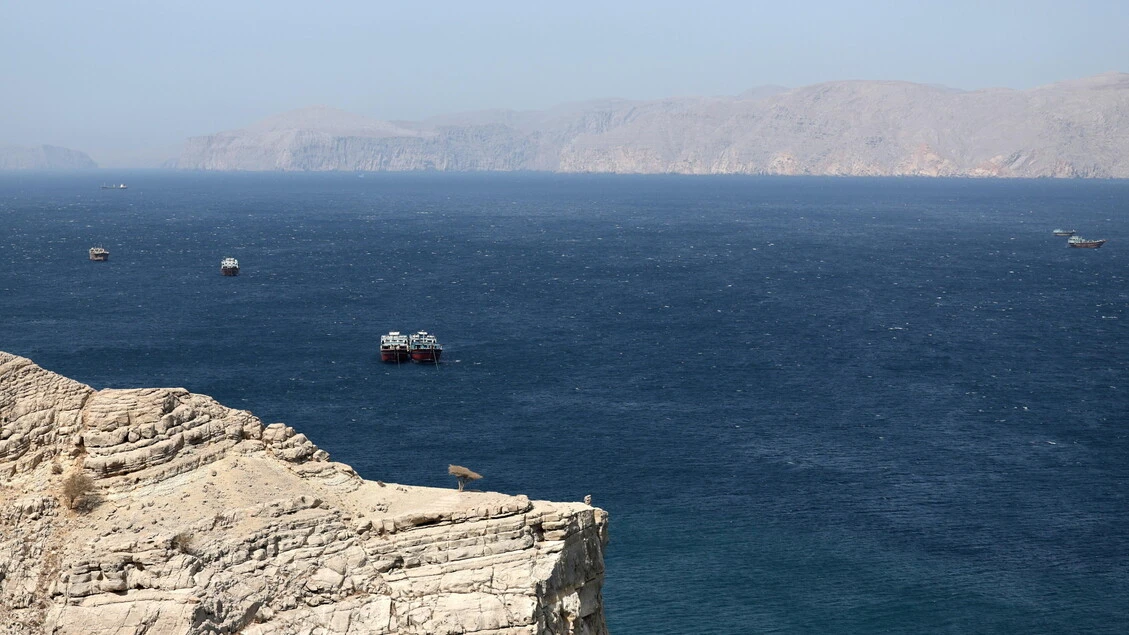 Pasdaran, 'chiuso lo Stretto di Hormuz, non è più sicuro'