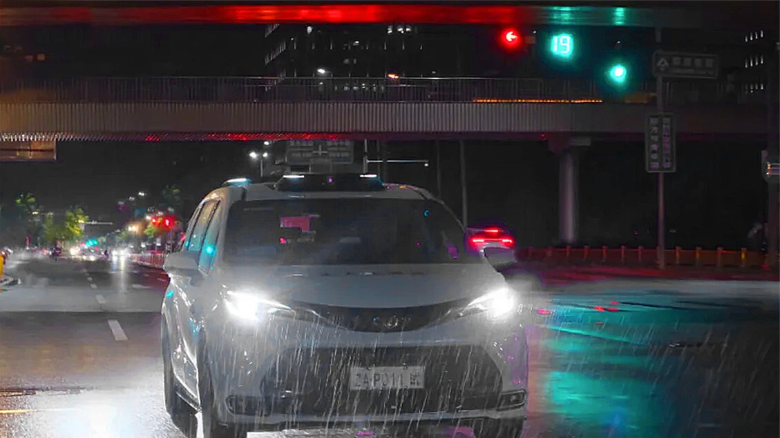 Cina: Pony.ai mette in strada ultima generazione di robotaxi