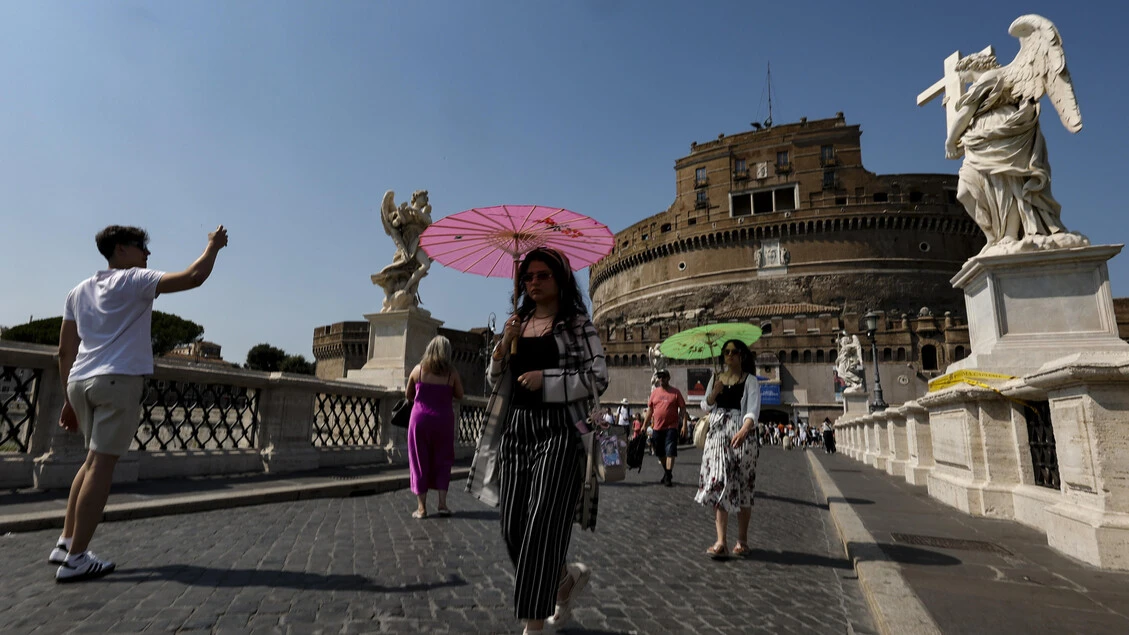 Caldo fino a martedì, poi una perturbazione