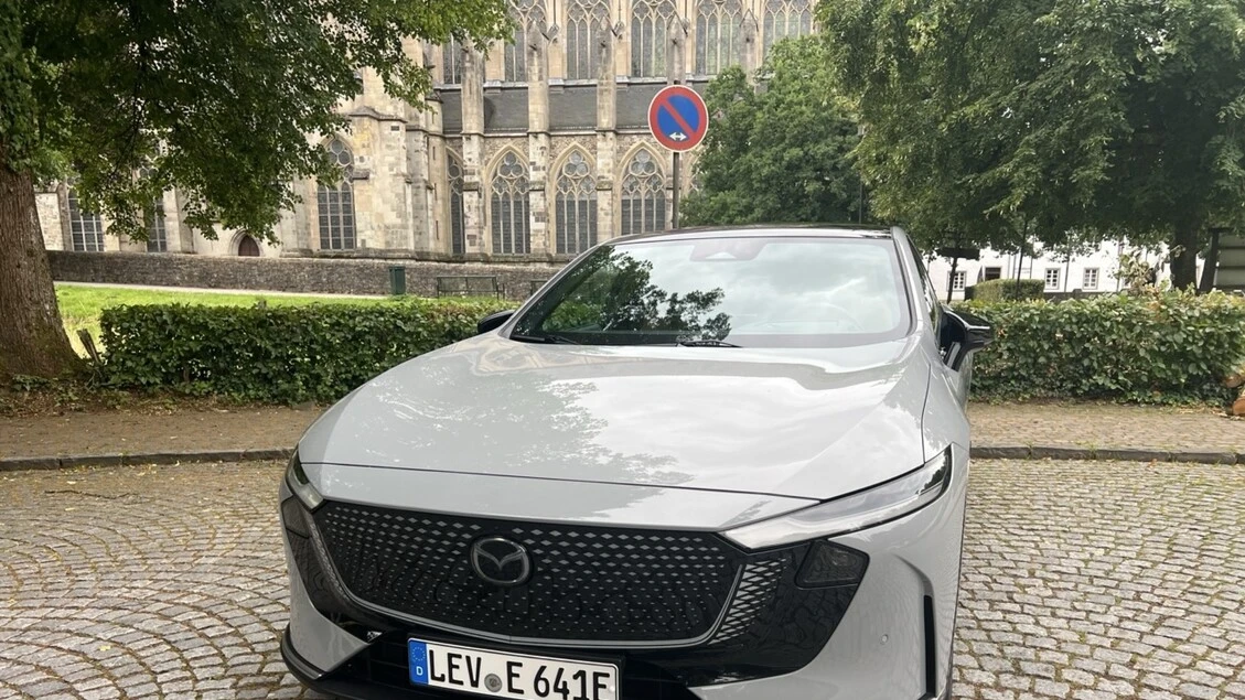 Mazda 6e, berlina dall'animo nobile e dal cuore elettrico