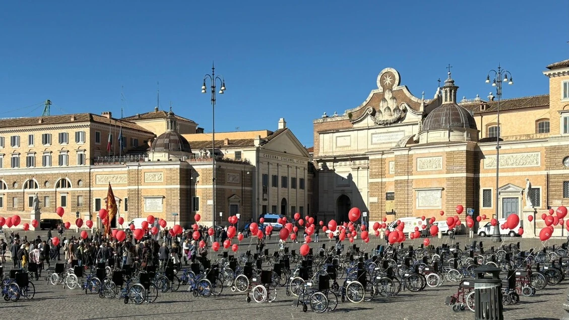 Flash mob di Pro Vita contro 'deriva eutanasica'