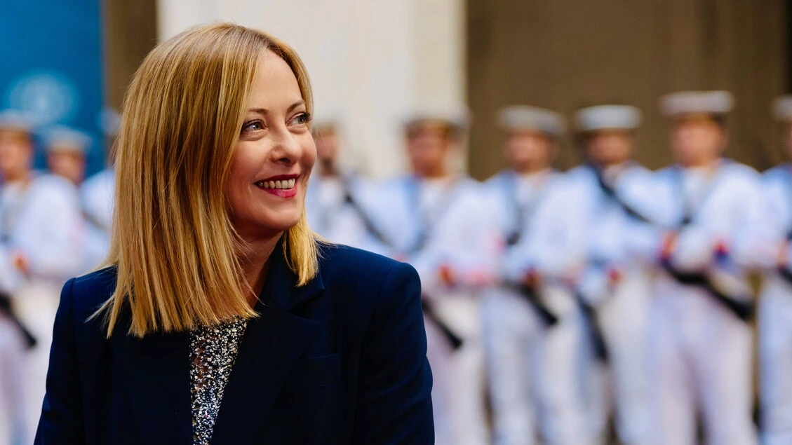 Meloni, ai seggi per rispetto ma l'astensione è un diritto
