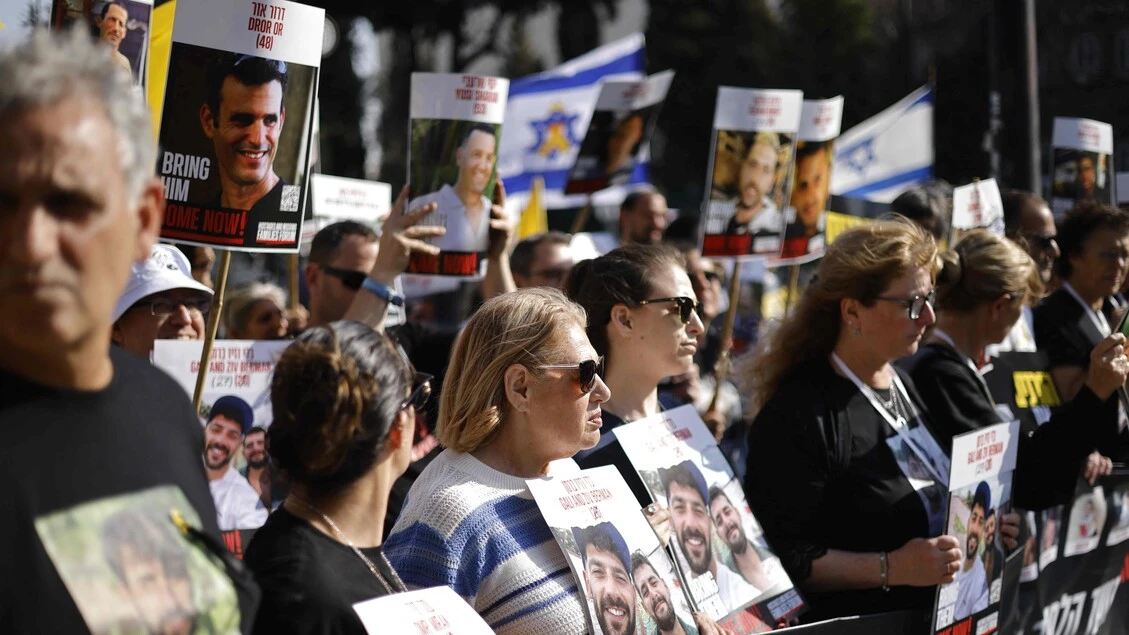 Moglie di Netanyahu: 'A Gaza meno di 24 ostaggi ancora vivi'
