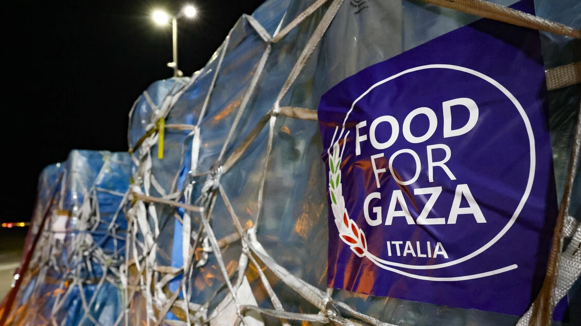 Nove aviolanci italiani su Gaza, 100 tonnellate di aiuti