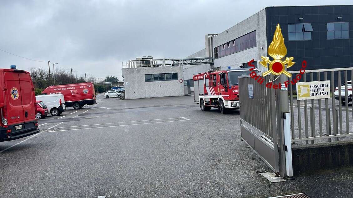 Sostanza chimica fuoriesce da conceria, 80 operai evacuati