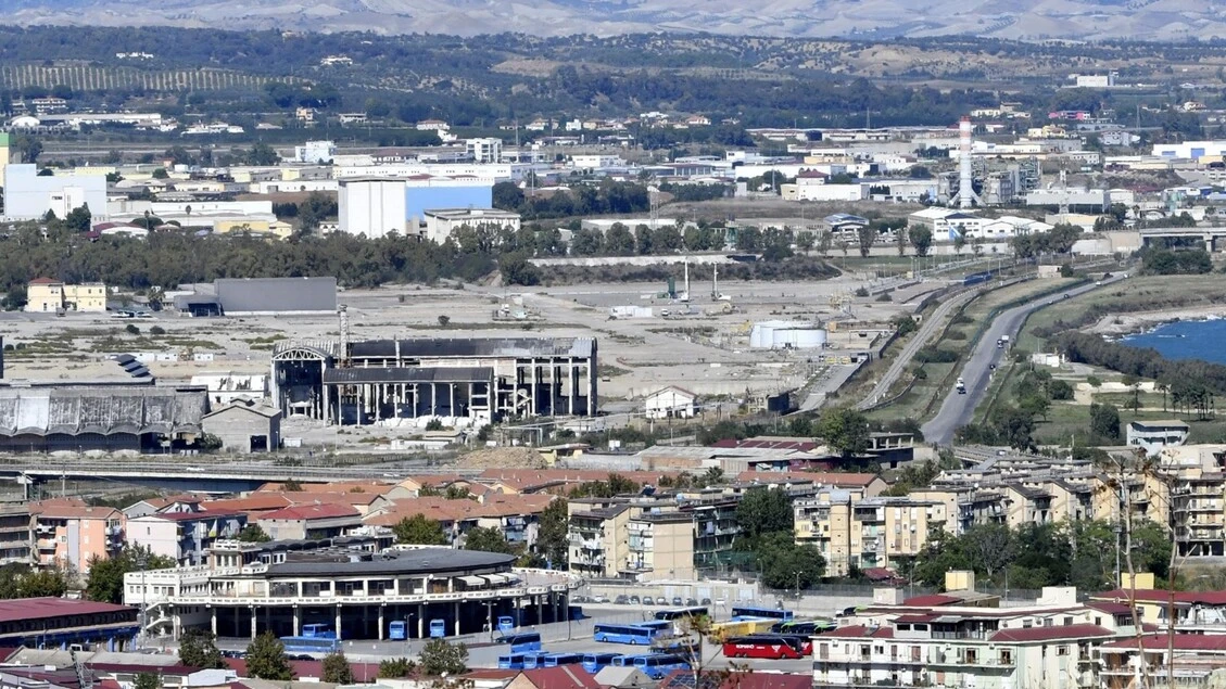 Occhiuto diffida commissario bonifica, nessun rifiuto a Crotone