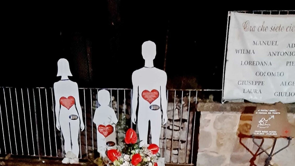Arquata, freddo e commozione nella notte del ricordo