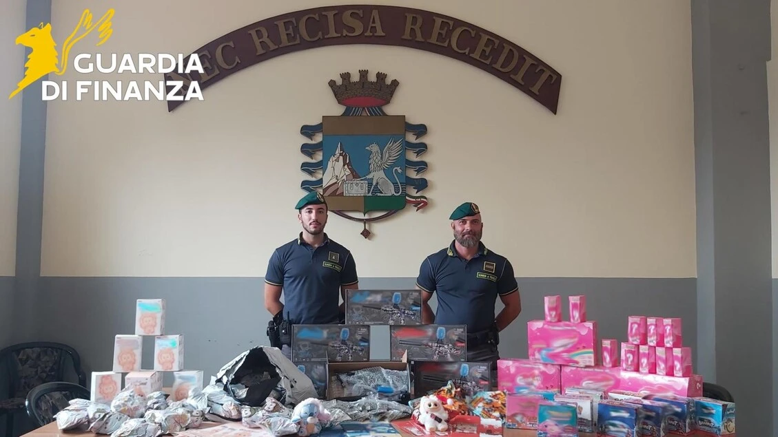 Sequestrati un milione e mezzo di giocattoli non sicuri a Napoli