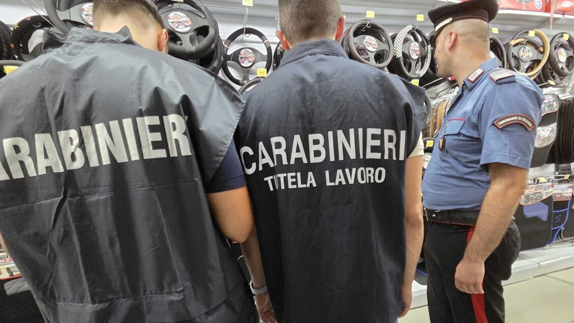 Sfruttava i dipendenti, imprenditore ai domiciliari