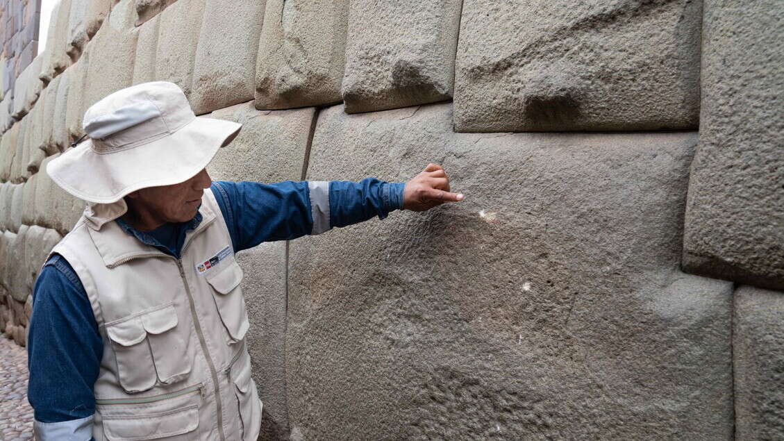 Perù, vandalizzata la Pietra dei dodici angoli a Cusco