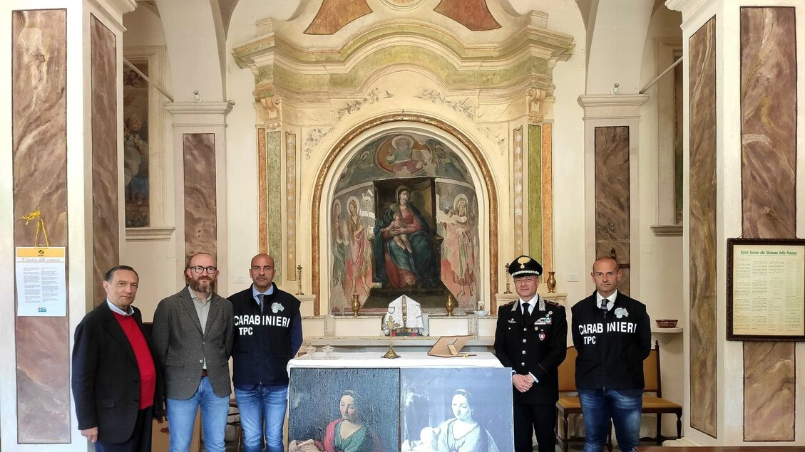 Restituita a Sulmona tela trafugata nel 2004