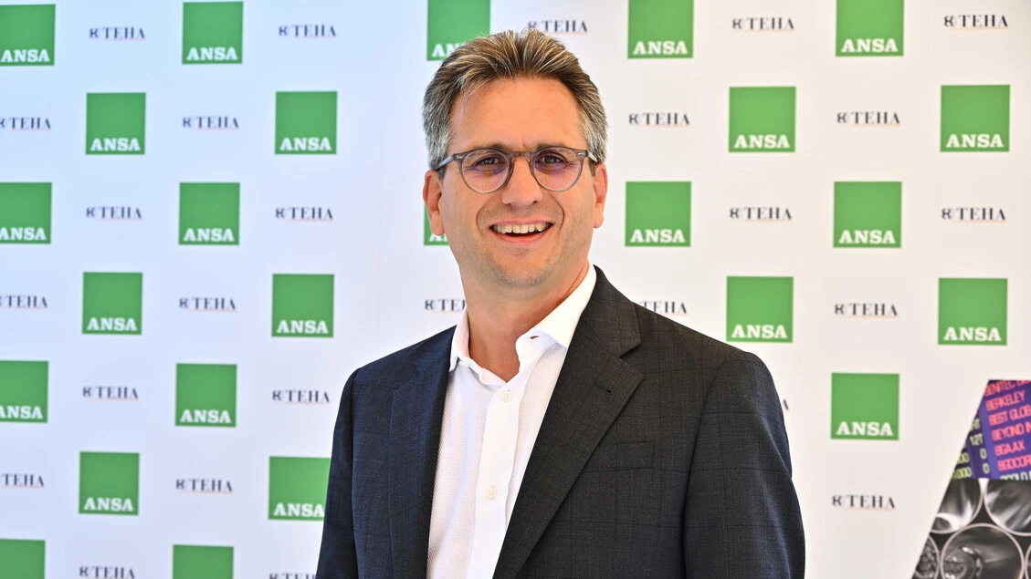 Siemens, accelerare su AI per sfide manifattura e infrastrutture