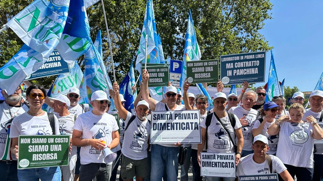 Nursind, sit in per i mancati rinnovi dei contratti della sanità privata