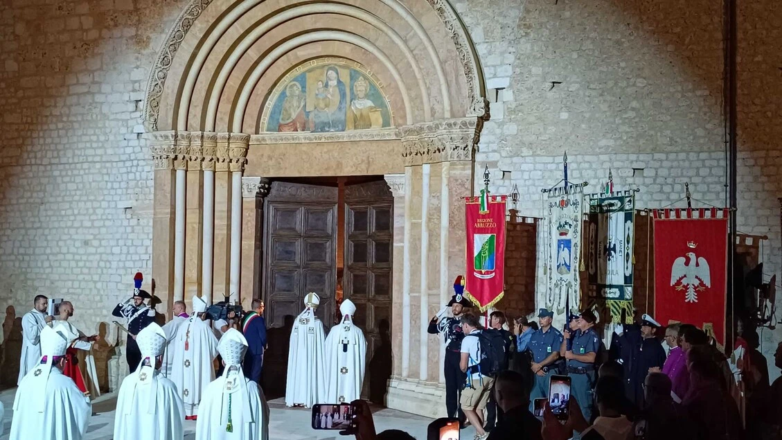 Parolin ha aperto la Porta Santa della 731/a Perdonanza