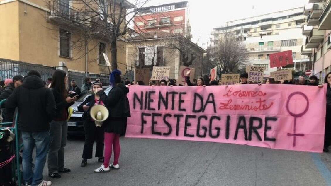 8 marzo, a Cosenza manifestazione 'Niente da festeggiare'