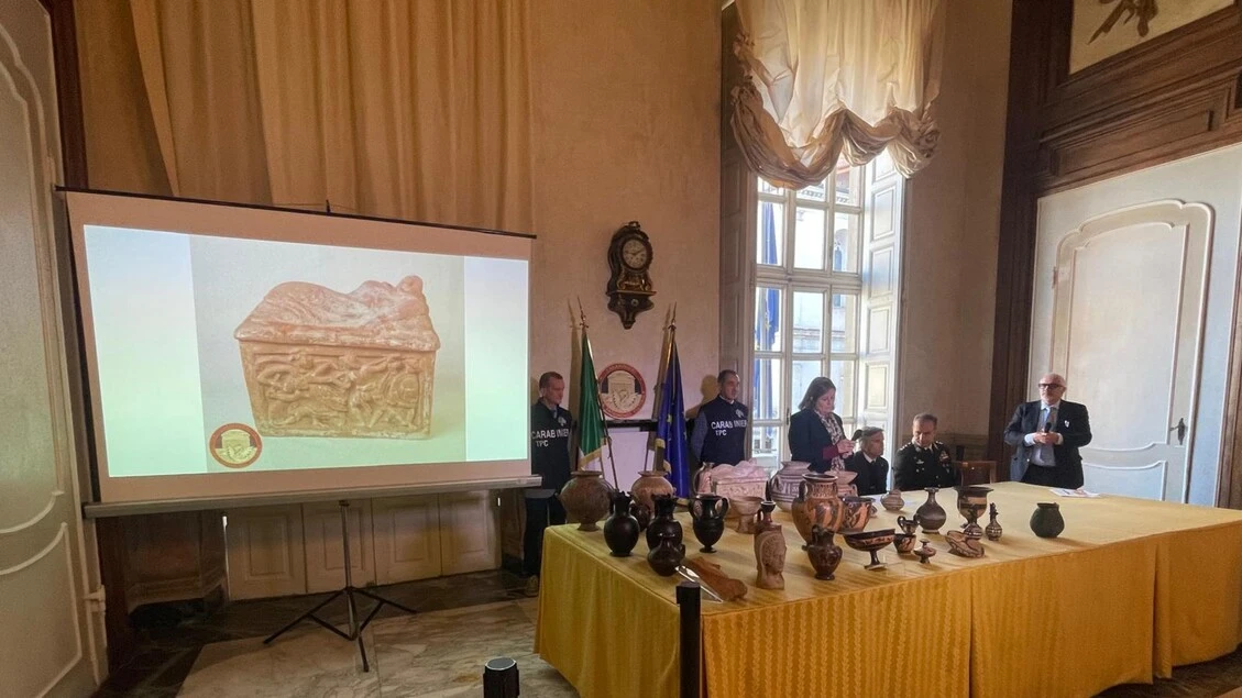 Restituiti a Torino 254 reperti archeologici