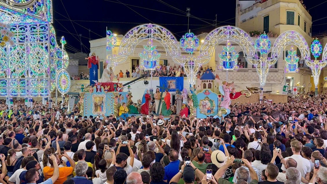 Festa a Matera: 7 feriti nell'assalto al Carro, tutti dimessi