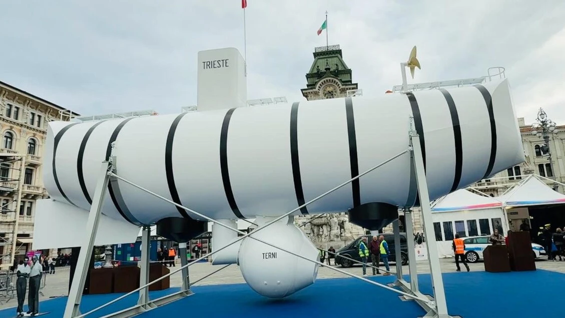 La seconda vita del Batiscafo Trieste, inaugurata riproduzione