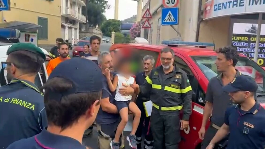 Il padre di Allen commosso 'è andata benissimo, grazie'