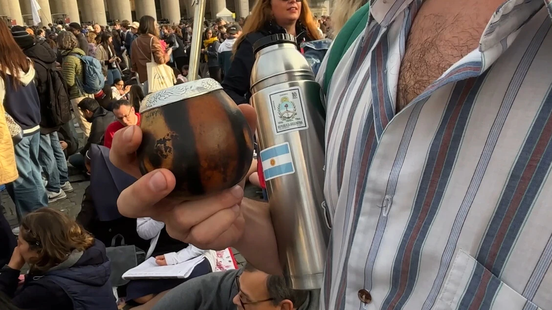 In piazza San Pietro col mate, 